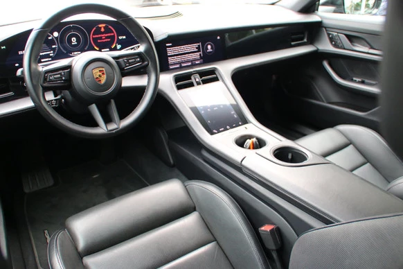 Porsche Taycan - Afbeelding 7 van 24