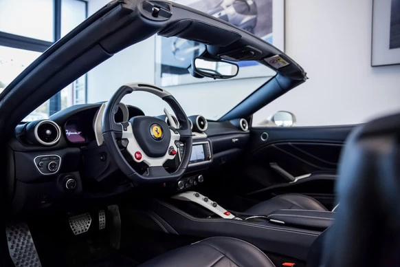 Ferrari California - Afbeelding 4 van 25
