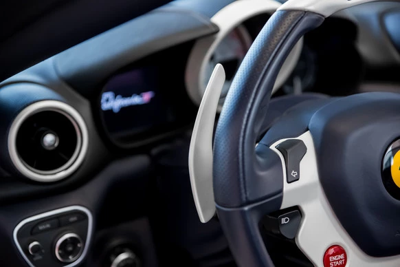 Ferrari California - Afbeelding 6 van 25
