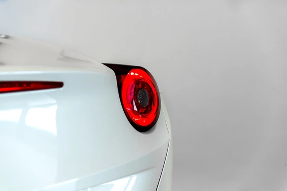 Ferrari California - Afbeelding 24 van 25