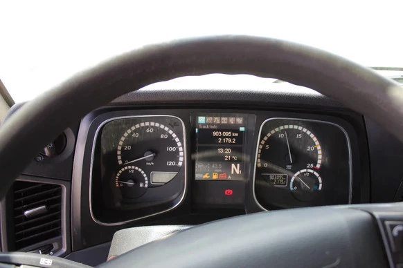 Mercedes-Benz Actros - Afbeelding 17 van 24