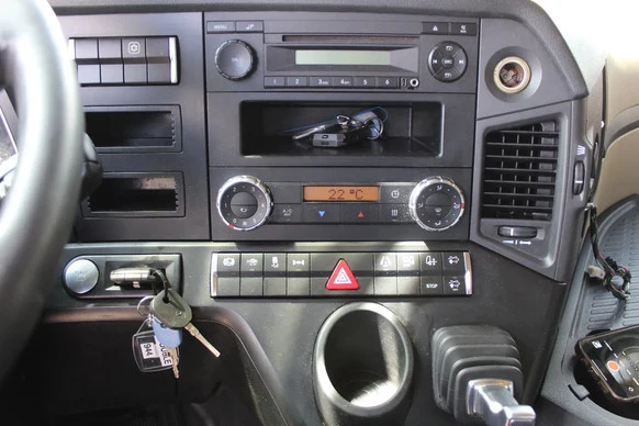 Mercedes-Benz Actros - Afbeelding 18 van 24