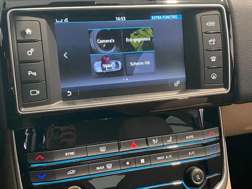 Jaguar XE - Afbeelding 13 van 30