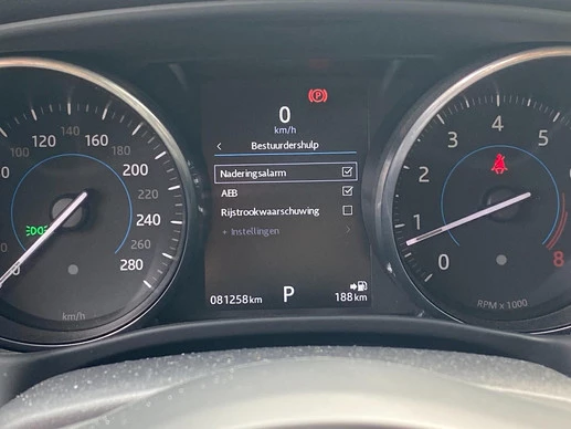 Jaguar XE - Afbeelding 18 van 30