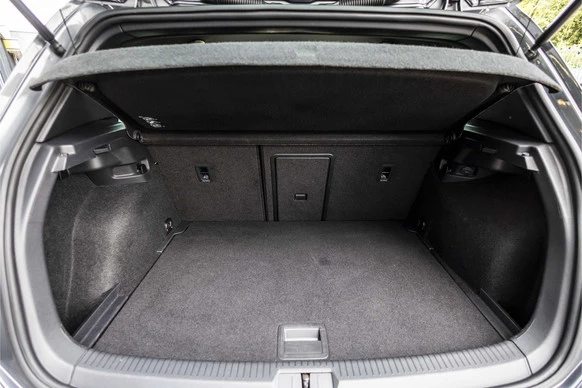 Volkswagen Golf - Afbeelding 13 van 30