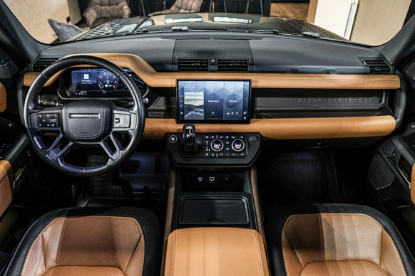 Land Rover Defender - Afbeelding 2 van 30