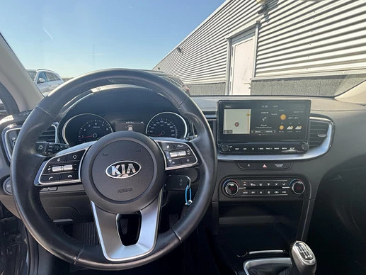 Kia XCeed - Afbeelding 10 van 30