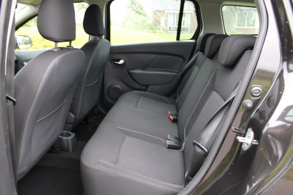 Dacia Logan - Afbeelding 21 van 30