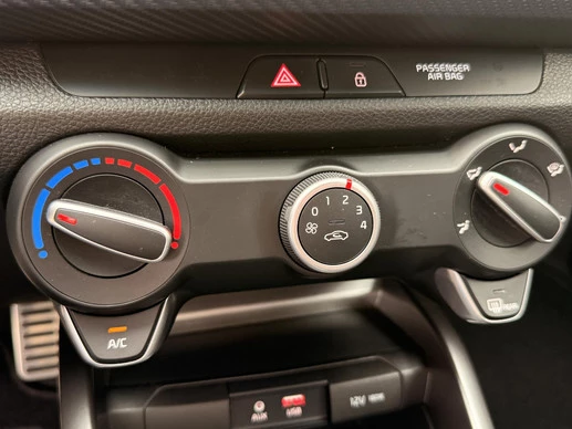 Kia Rio - Afbeelding 22 van 30