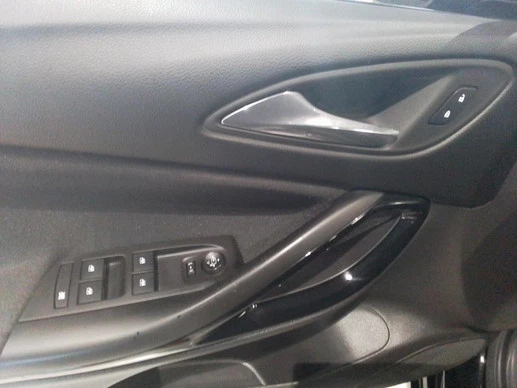Opel Astra - Afbeelding 19 van 28