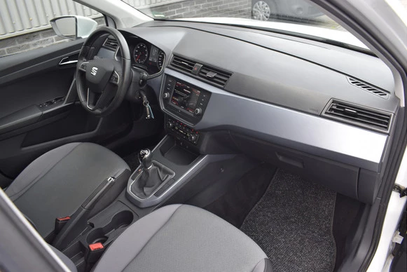 SEAT Arona - Afbeelding 8 van 25