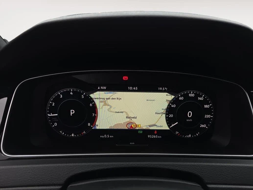 Volkswagen Golf - Afbeelding 16 van 30