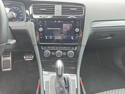 Volkswagen Golf - Afbeelding 17 van 30