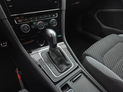 Volkswagen Golf - Afbeelding 23 van 30