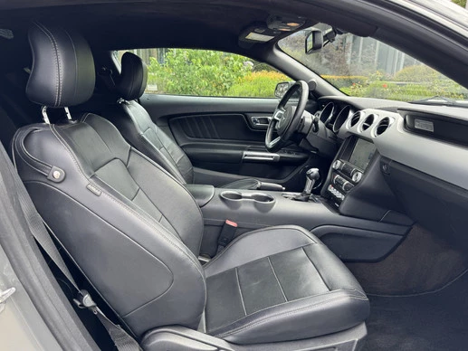 Ford Mustang - Afbeelding 30 van 30