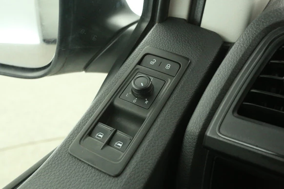 Volkswagen Transporter - Afbeelding 23 van 27