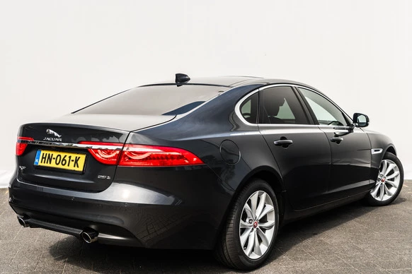 Jaguar XF - Afbeelding 2 van 8