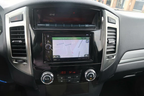 Mitsubishi Pajero - Afbeelding 14 van 30