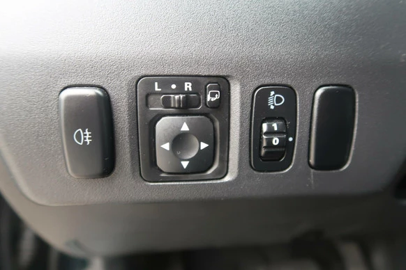 Mitsubishi Pajero - Afbeelding 22 van 30