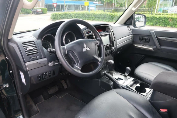 Mitsubishi Pajero - Afbeelding 28 van 30