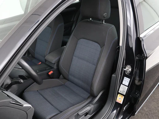 Volkswagen Passat - Afbeelding 5 van 30