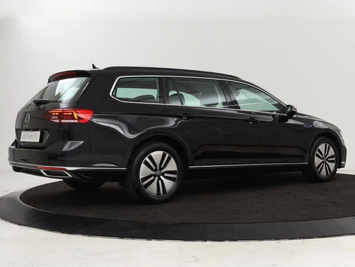 Volkswagen Passat - Afbeelding 29 van 30