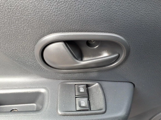 Dacia Sandero - Afbeelding 17 van 25