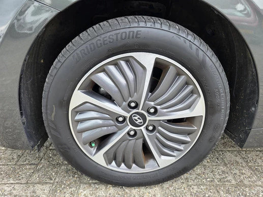 Hyundai IONIQ - Afbeelding 10 van 30