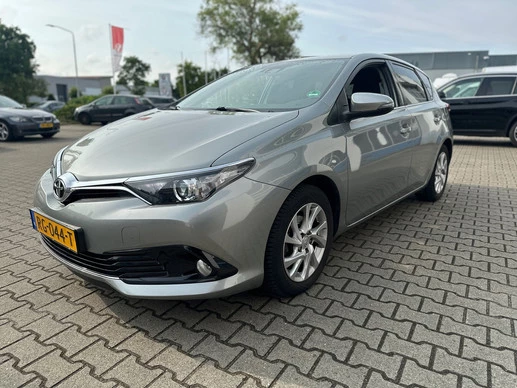 Toyota Auris - Afbeelding 1 van 24