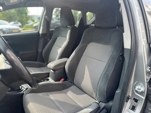 Toyota Auris - Afbeelding 9 van 24