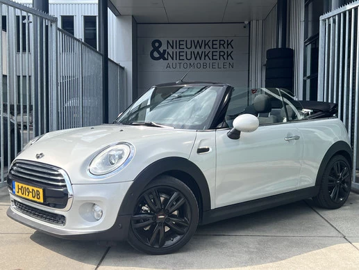 MINI Cooper Cabrio - Afbeelding 1 van 30