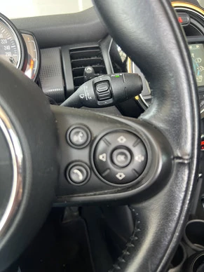 MINI Cooper Cabrio - Afbeelding 27 van 30