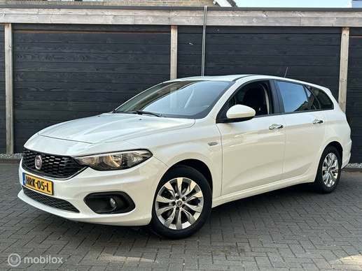 Fiat Tipo - Afbeelding 1 van 30