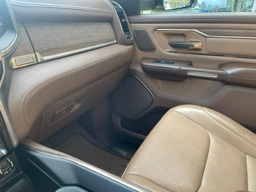 Dodge Ram 1500 - Afbeelding 23 van 30