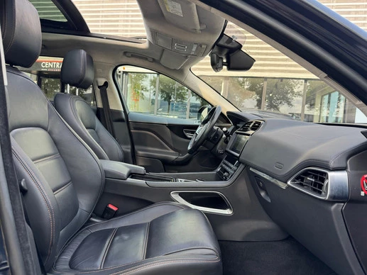 Jaguar F-PACE - Afbeelding 8 van 30
