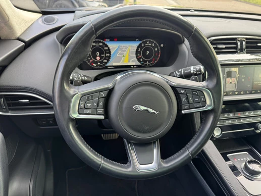 Jaguar F-PACE - Afbeelding 18 van 30
