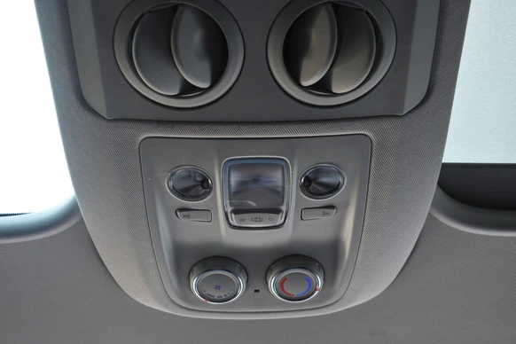 Peugeot e-Traveller - Afbeelding 21 van 28
