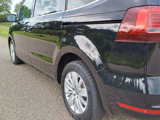 Volkswagen Sharan - Afbeelding 17 van 30