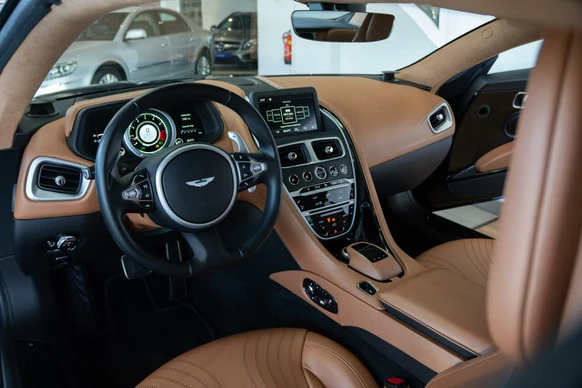 Aston Martin DB11 - Afbeelding 12 van 30