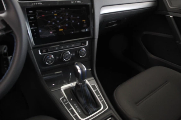 Volkswagen e-Golf - Afbeelding 14 van 27