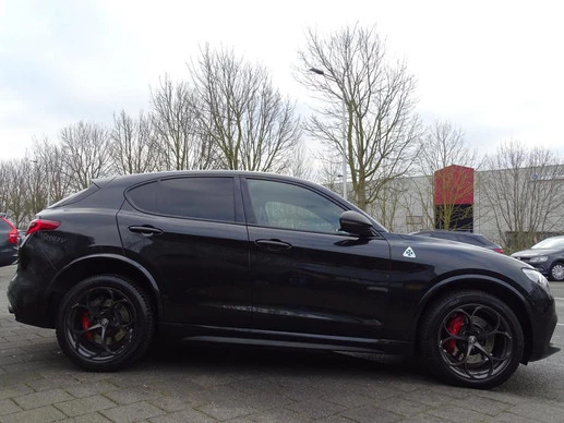 Alfa Romeo Stelvio - Afbeelding 7 van 30
