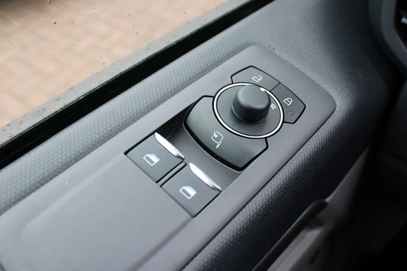 Ford Tourneo Custom - Afbeelding 28 van 30