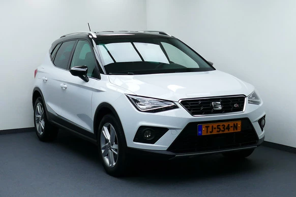 SEAT Arona - Afbeelding 1 van 30