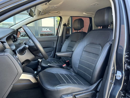 Dacia Duster - Afbeelding 9 van 30