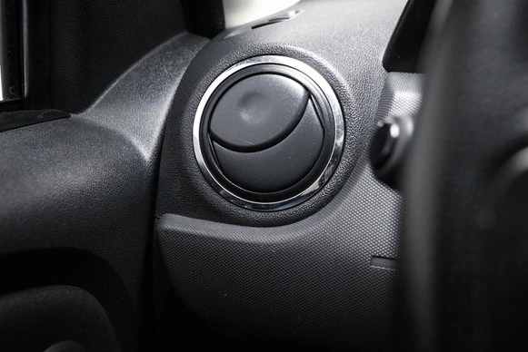 Dacia Duster - Afbeelding 27 van 30