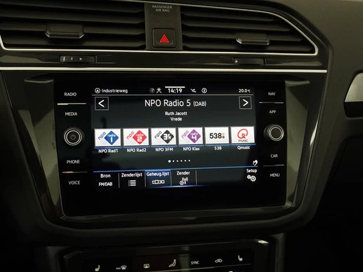 Volkswagen Tiguan - Afbeelding 15 van 30