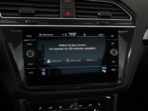 Volkswagen Tiguan - Afbeelding 17 van 30