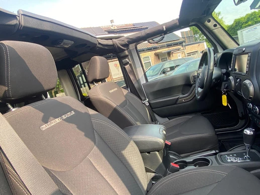 Jeep Wrangler - Afbeelding 10 van 17