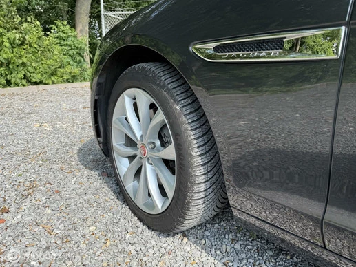 Jaguar XF - Afbeelding 14 van 30