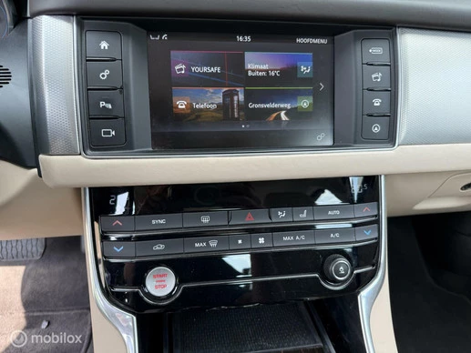 Jaguar XF - Afbeelding 21 van 30